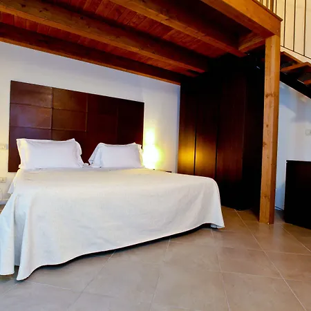 Palazzo Galletti Abbiosi Отель 3*