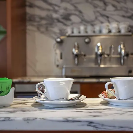 Отель Palazzo Galletti Abbiosi 3*