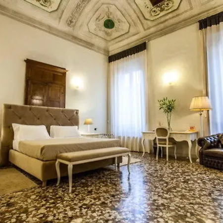Hotel Palazzo Galletti Abbiosi Rávena