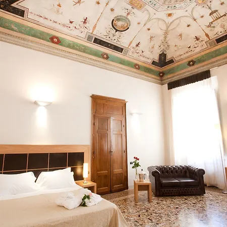 Palazzo Galletti Abbiosi 3* Ravena