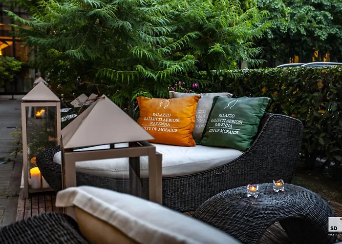 Palazzo Galletti Abbiosi 3*